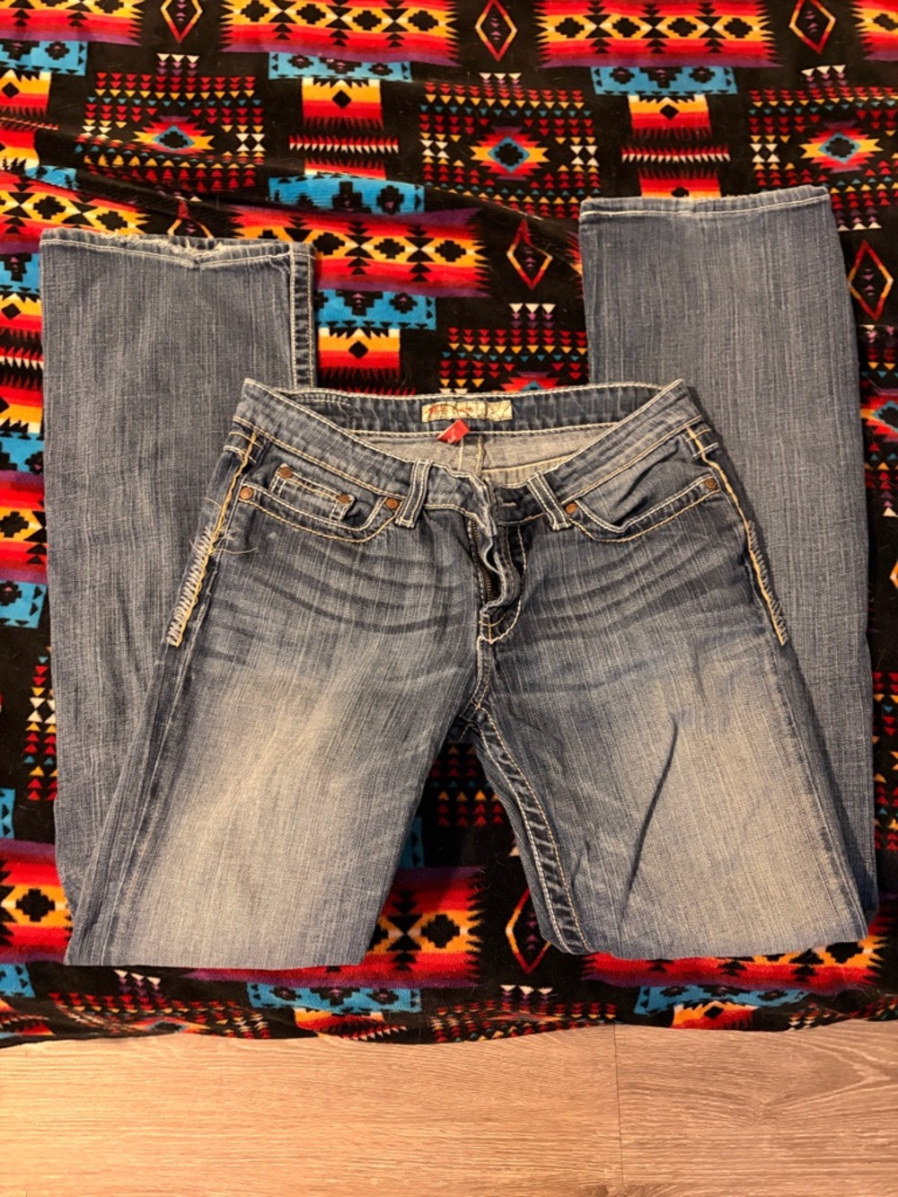 BKE Jeans Size 27X33 1/2 the Button Came Off